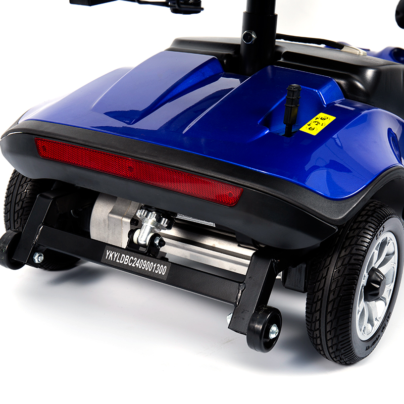 YL-09B สกู๊ตเตอร์เคลื่อนที่น้ำหนักเบาแบบพับได้ 4 ล้อพร้อมตะกร้า