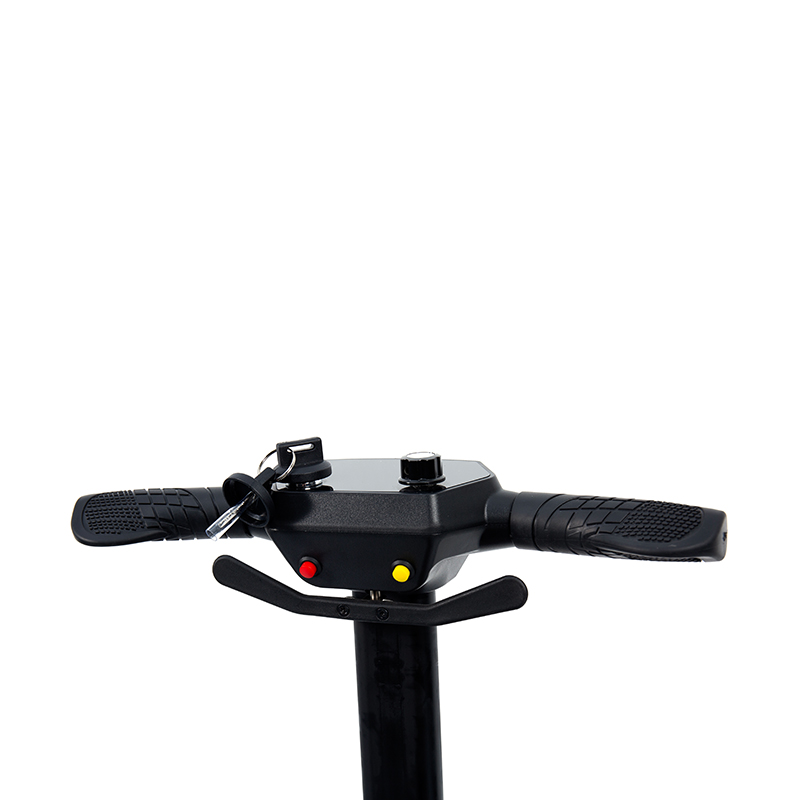 YL-985S 4 ล้อน้ำหนักเบาแบบพกพาพับได้เดินทางสกู๊ตเตอร์ไฟฟ้าขับเคลื่อน