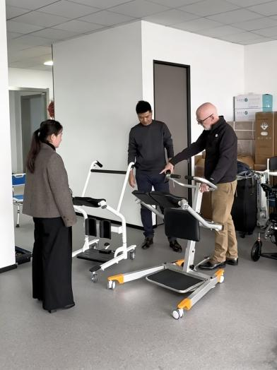 ลูกค้าชาวออสเตรเลียกลับมาเยี่ยมชมอีกครั้งและยืนยันการสั่งซื้อซ้ำที่ไซต์งาน，สนับสนุนความสามารถของ HEINSY